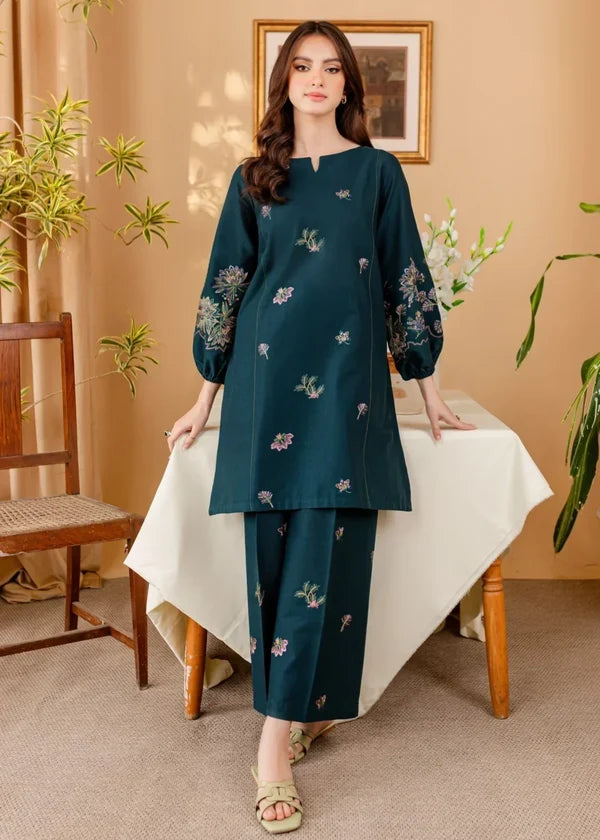 XAYWEAR Women's 2Pc Teal Regular Fit Co-Ord Set