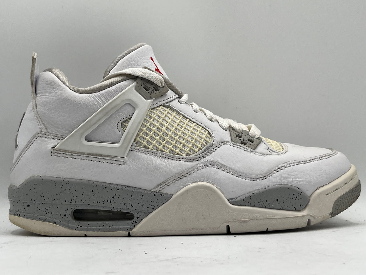 Air Jordan 4 Retro "White Oreo" Sneakers (2021)