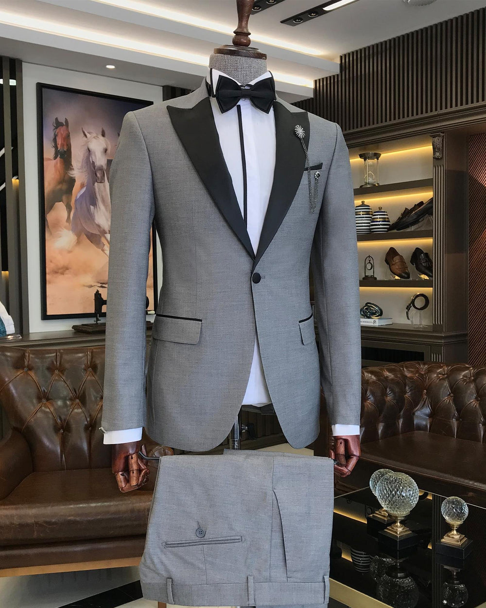 XAYWEAR Grey Slim-Fit Tuxedo 2-Piece Men's Suit