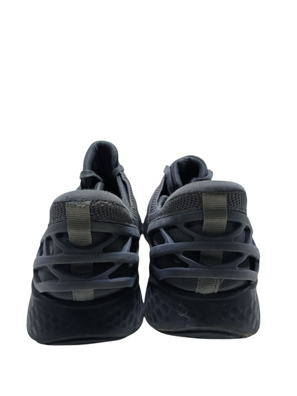 XAYWEAR Preloved - Kizik Handsfree Mens Shoe