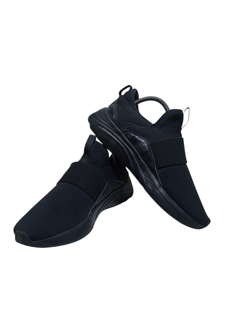 XAYWEAR Preloved - PUMA Softride Black