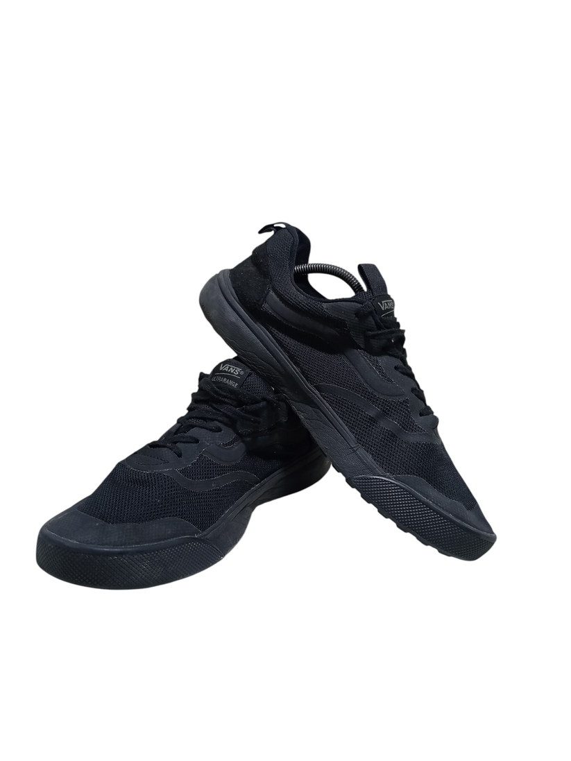 XAYWEAR Preloved - Vans Ultra Range Black  EUR45