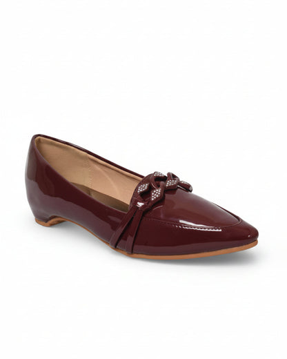 XAYWEAR Women's Maroon Casual Pumps