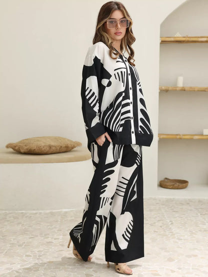 XAYWEAR Women's Kuroba Black And White Co Ord Set
