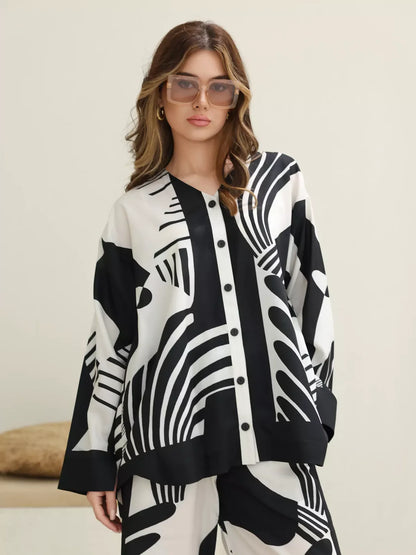 XAYWEAR Women's Kuroba Black And White Co Ord Set