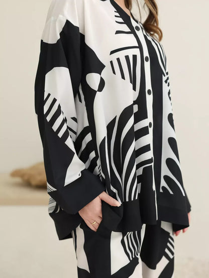 XAYWEAR Women's Kuroba Black And White Co Ord Set