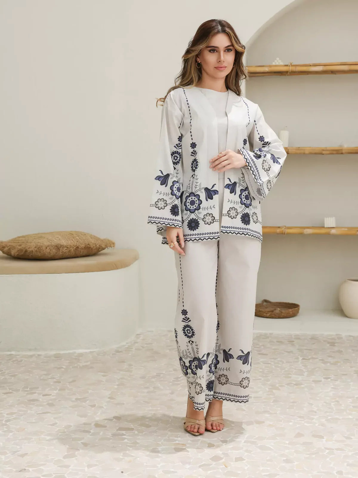 XAYWEAR Women's Indigo Vector Co Ord Set