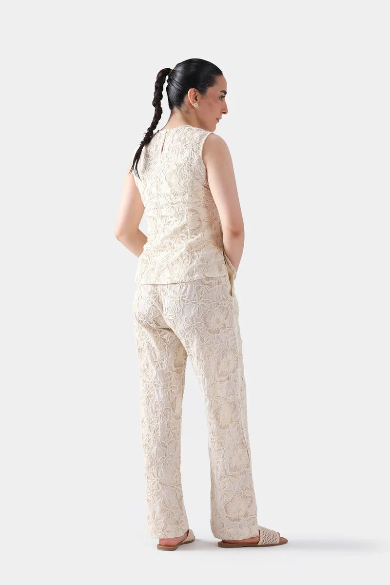 XAYWEAR Embroidered Pants