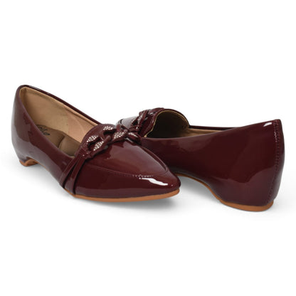 XAYWEAR Women's Maroon Casual Pumps