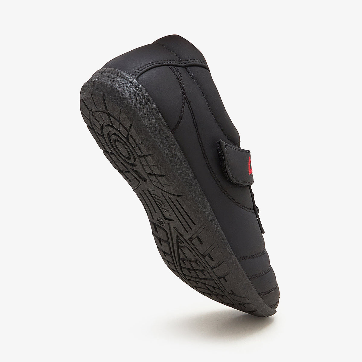 XAYWEAR Women's Black Sports Runners