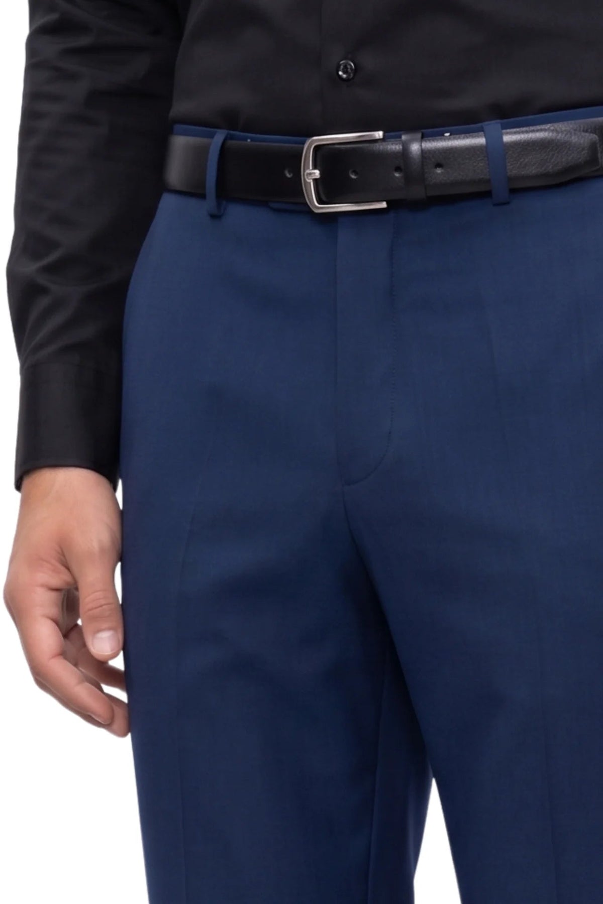 XAYWEAR Conall Three Piece Suit-Navy Blue