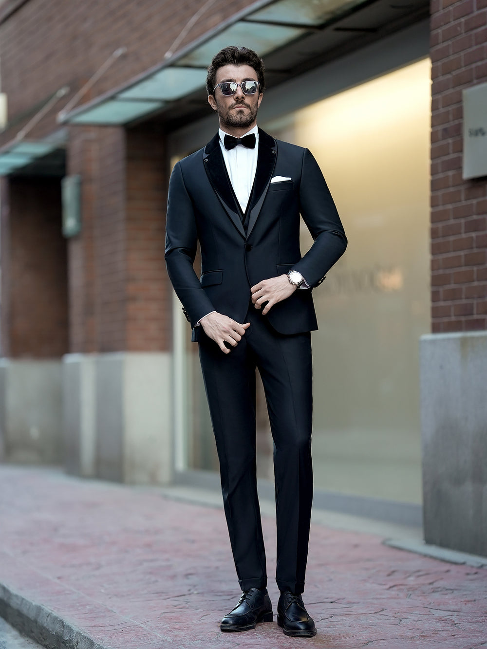 XAYWEAR Luxury Black Slim-Fit Tuxedo 3-Piece Suit For Men