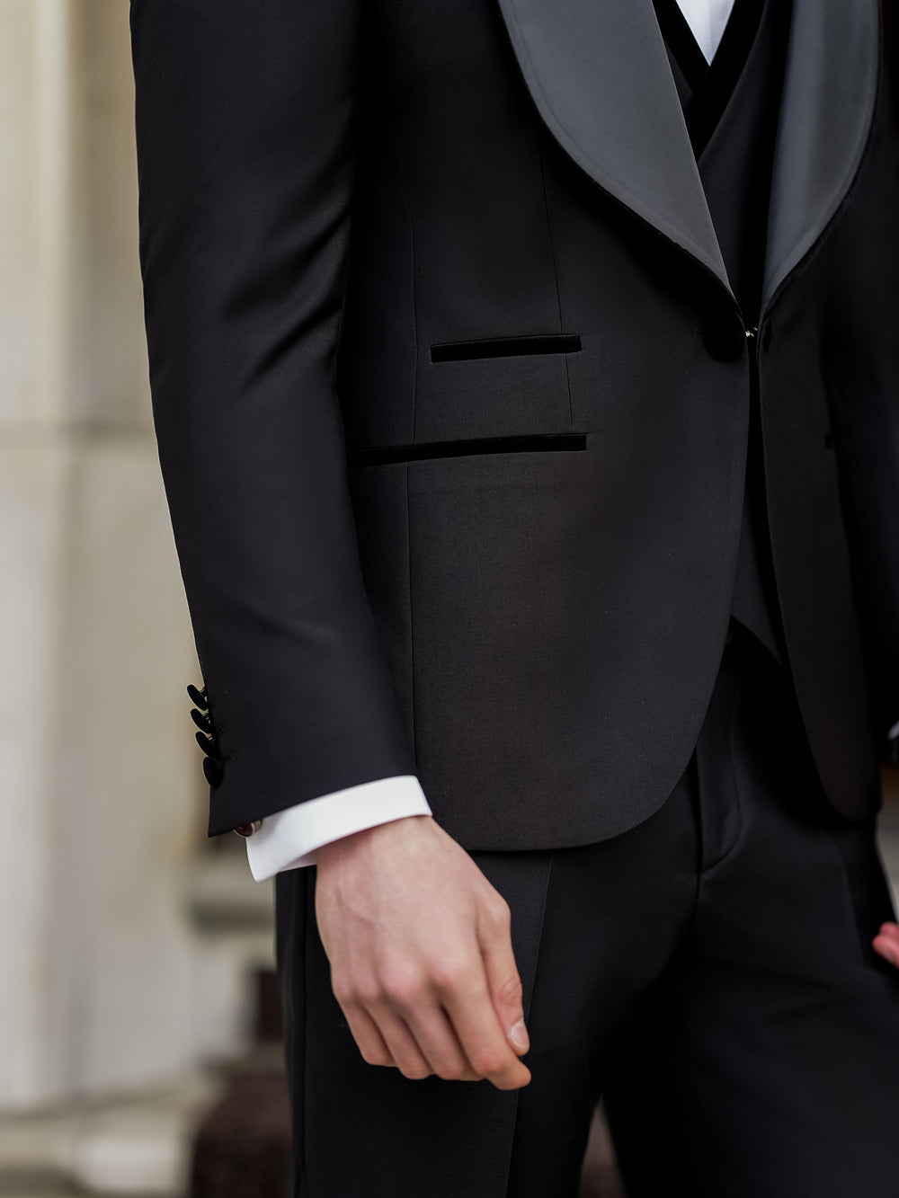 XAYWEAR Men's Black Slim-Fit Tuxedo 3-Piece Suit