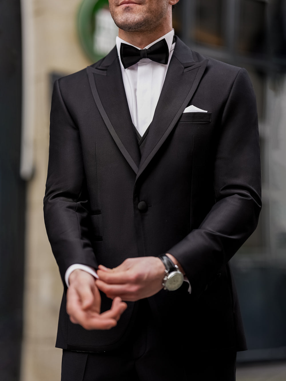XAYWEAR Black Slim-Fit Tuxedo 3-Piece