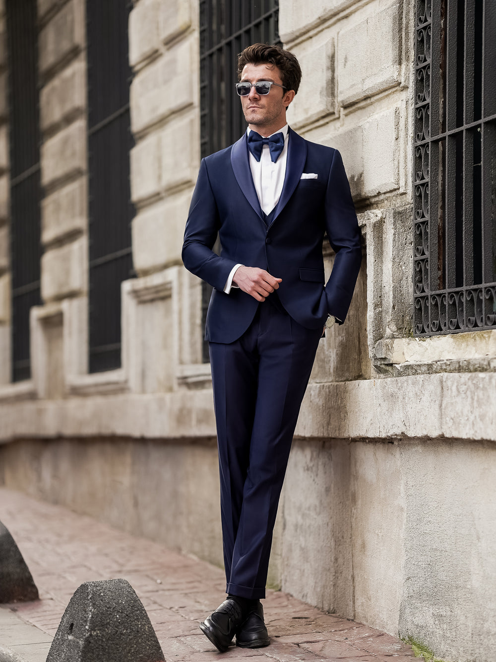 XAYWEAR Men's Navy Slim-Fit Tuxedo 3-Piece