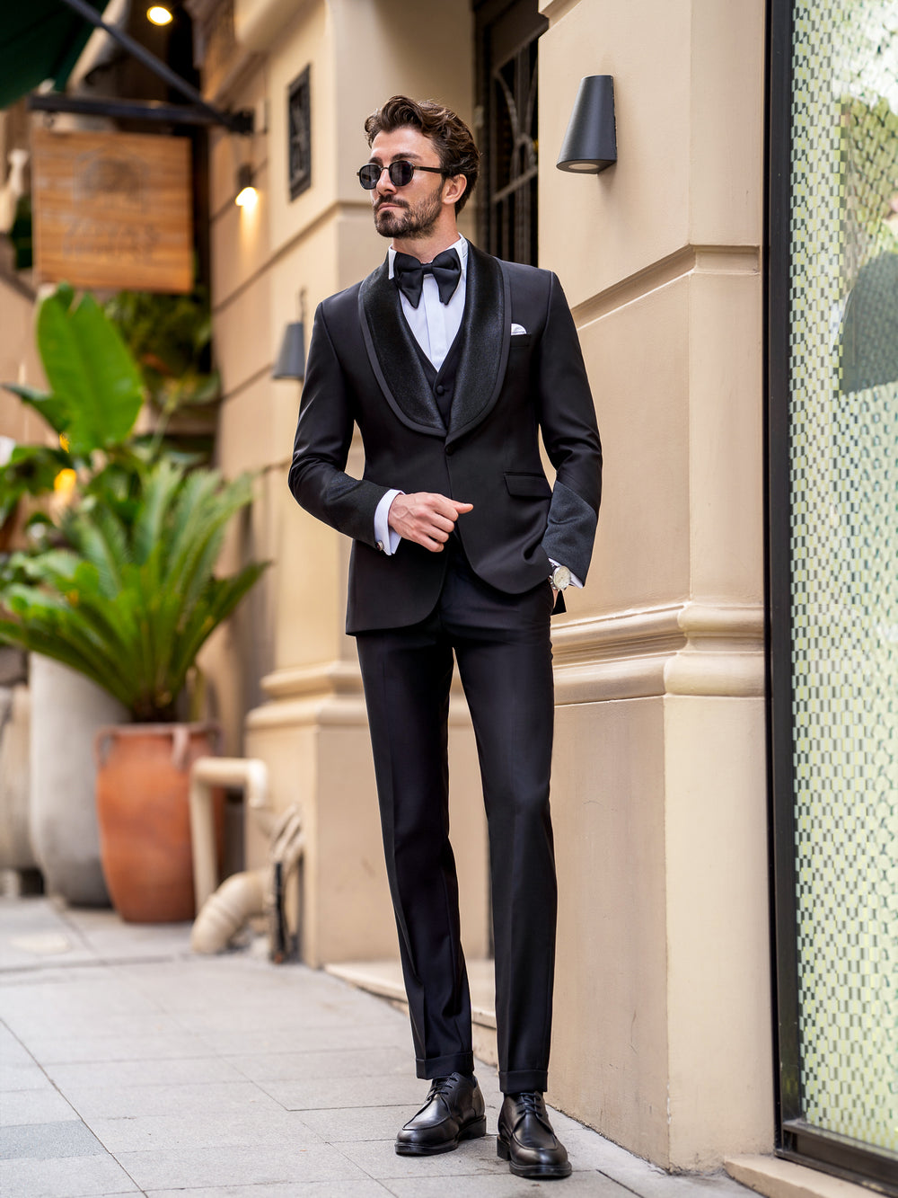 XAYWEAR Men'd Formal Black Slim-Fit Tuxedo 3-Piece Suit