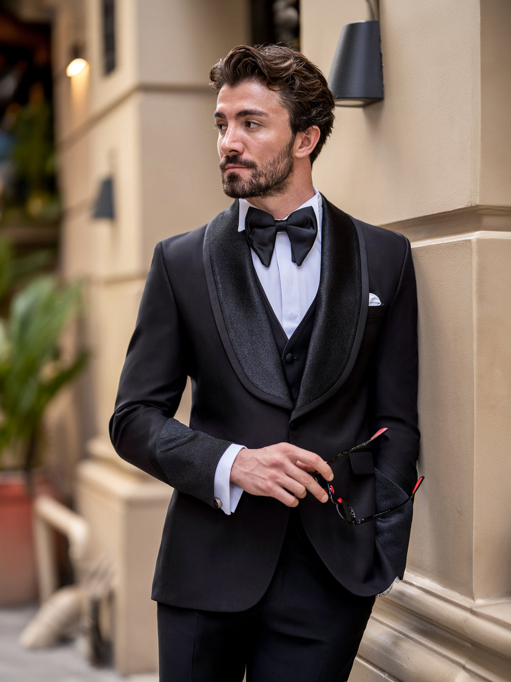 XAYWEAR Men'd Formal Black Slim-Fit Tuxedo 3-Piece Suit