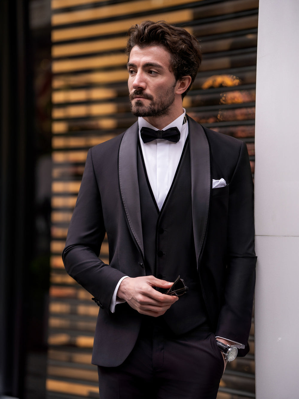 XAYWEAR Black Slim-Fit Tuxedo 3-Piece Suit For Men