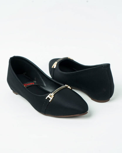 XAYWEAR Women's Pump - Grace Charm – Black