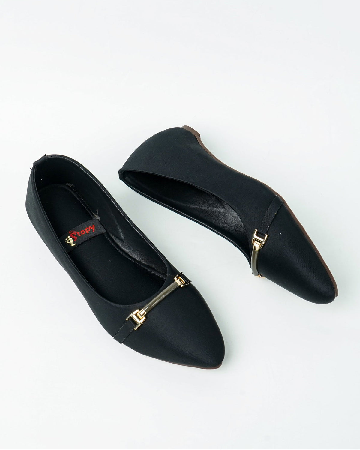 XAYWEAR Women's Pump - Grace Charm – Black