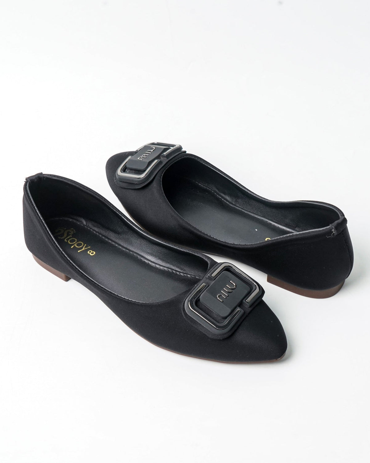 XAYWEAR Women's Pump - Milora Black
