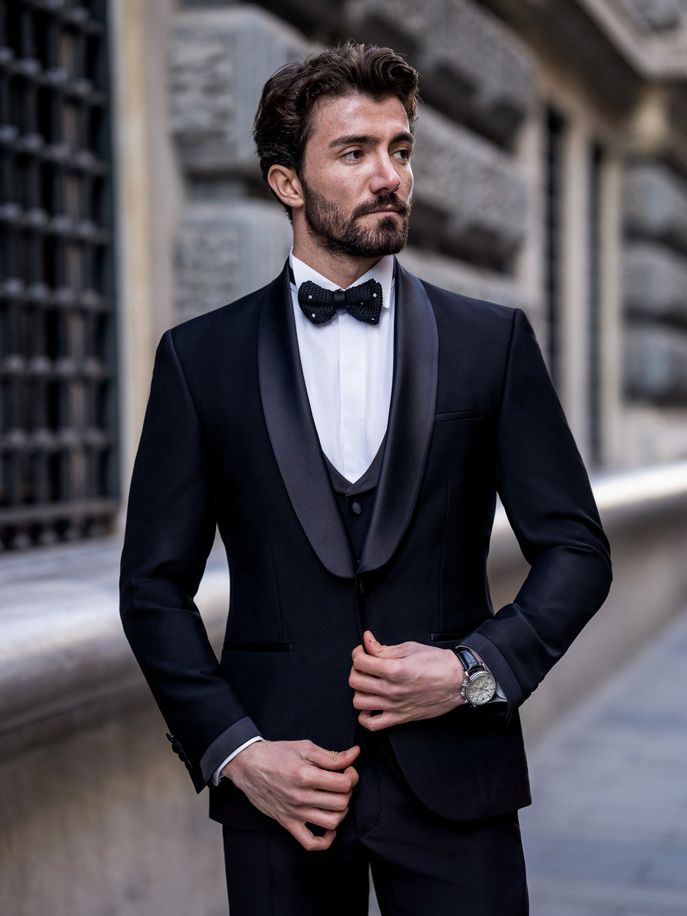 XAYWEAR The Elegant Men's Black Slim-Fit Tuxedo 3-Piece Formal Sit