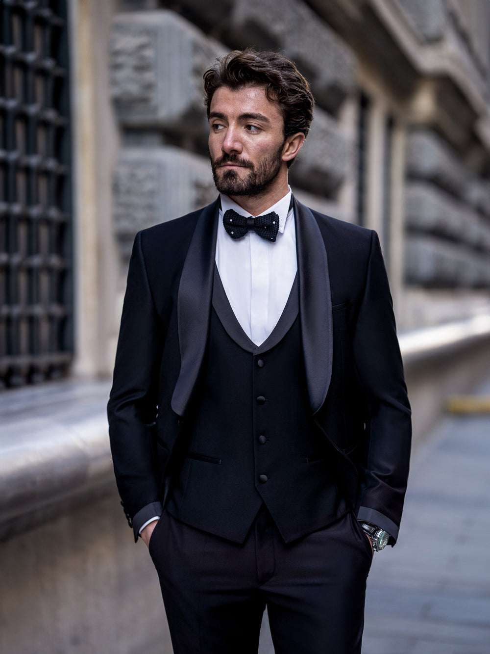 XAYWEAR The Elegant Men's Black Slim-Fit Tuxedo 3-Piece Formal Sit