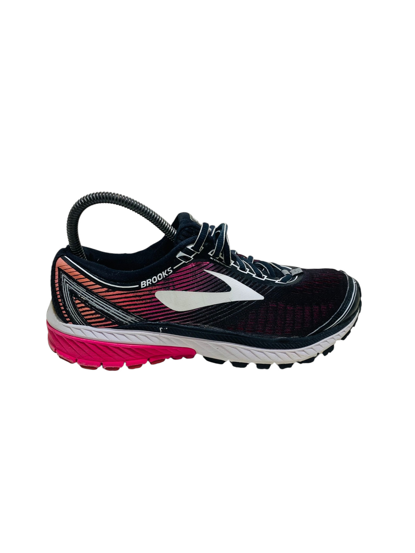 XAYWEAR Preloved - Brooks Ghost Training 10