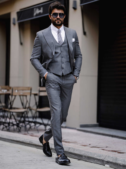XAYWEAR Men's Grey Striped Slim-Fit Suit 3-Piece Suit