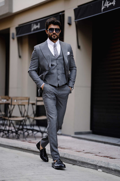 XAYWEAR Men's Grey Striped Slim-Fit Suit 3-Piece Suit
