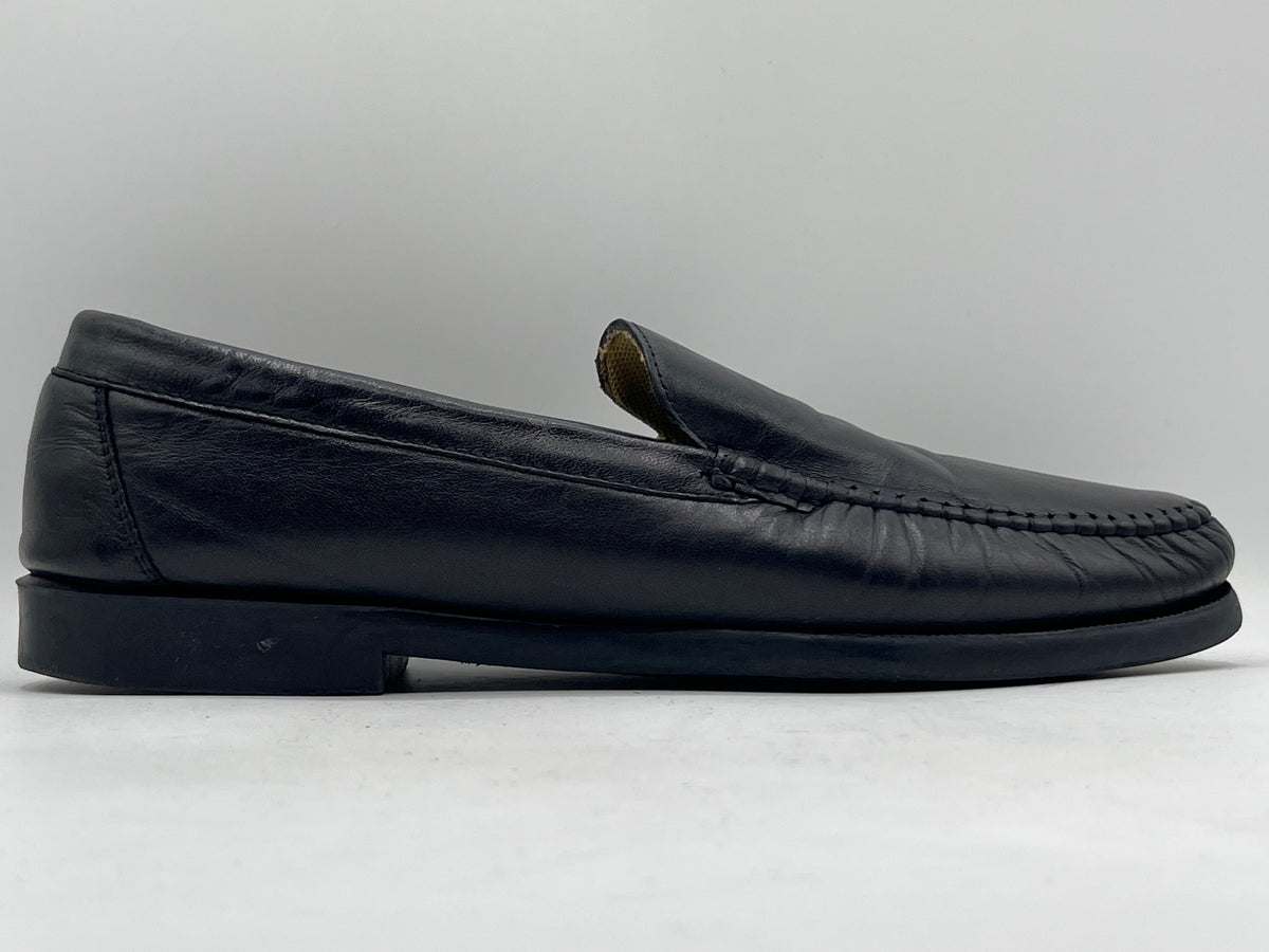 Valine Black Leather Slip-on Moc-Toe Casual Loafers (mad in Spain)