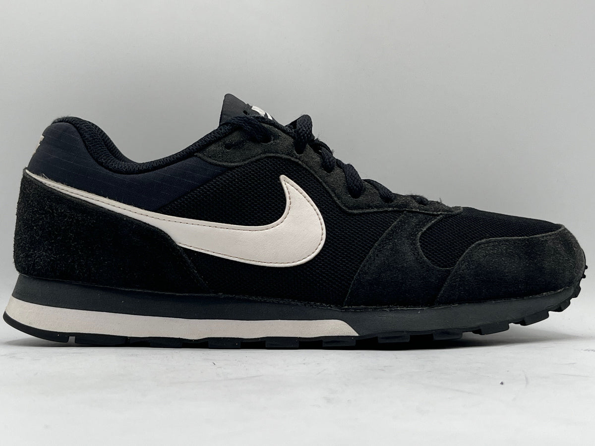 MD Runner 2 Sneakers