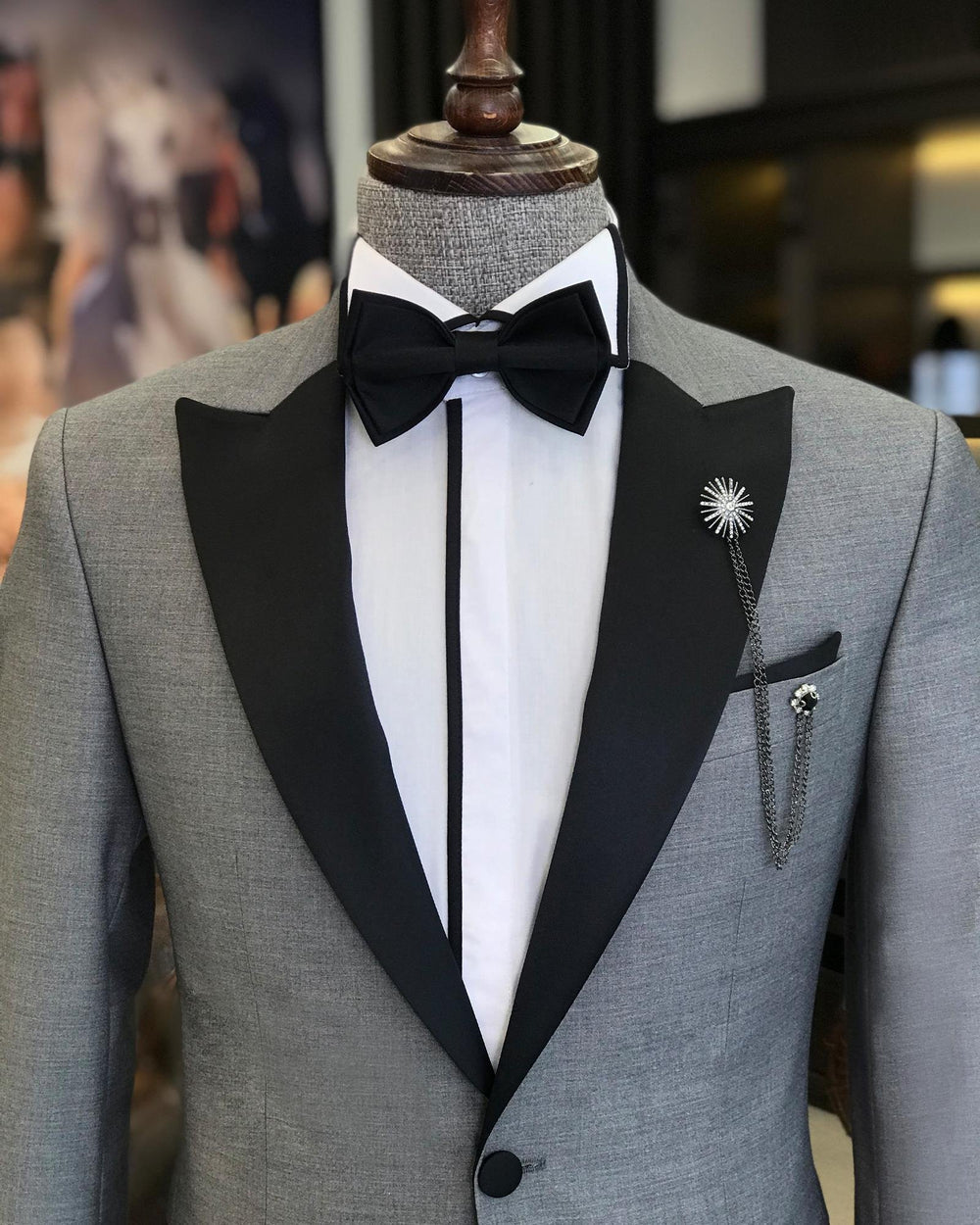XAYWEAR Grey Slim-Fit Tuxedo 2-Piece Men's Suit