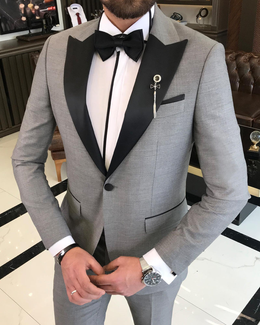 XAYWEAR Grey Slim-Fit Tuxedo 2-Piece Men's Suit