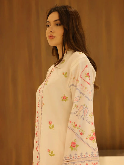 XAYWEAR Women's Rose Stitch Co Ord Set