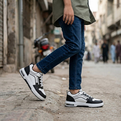 XAYWEAR Air Street Sneakers