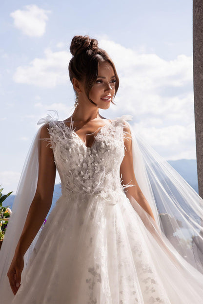 XAYWEAR elegant wedding dress gown with floral appliques and sheer flowing veil