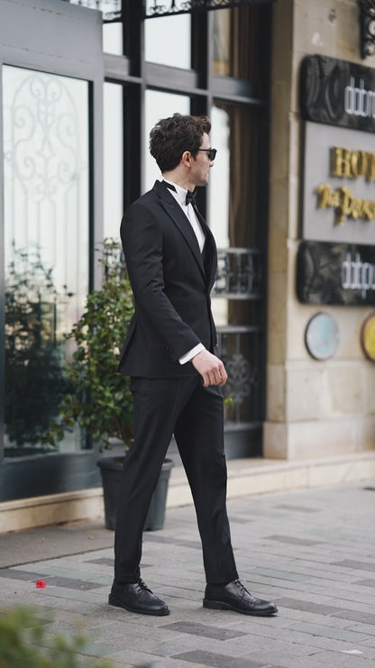 XAYWEAR Black Slim-Fit Tuxedo 3-Piece