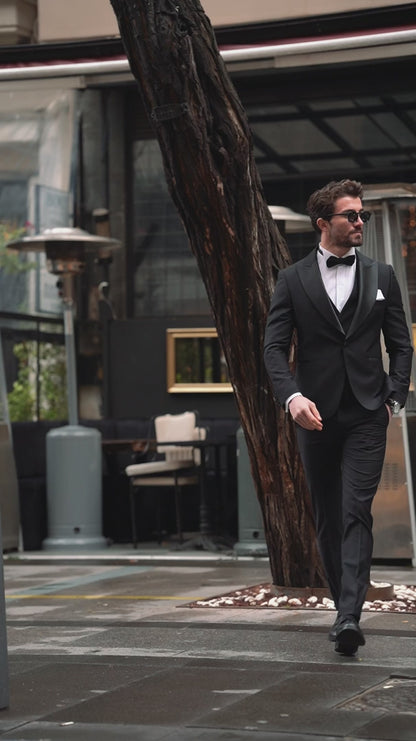 XAYWEAR Black Formal Slim-Fit Tuxedo 3-Piece Suit For Men