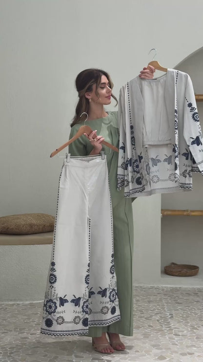 XAYWEAR Women's Indigo Vector Co Ord Set