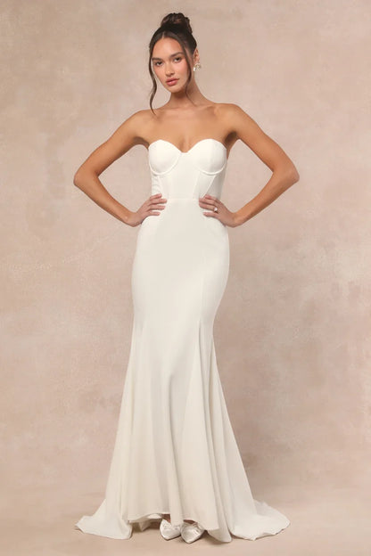 XAYWEAR Premium Romantic A-Line Bridal Dress with Floral Appliques - XAYWEAR