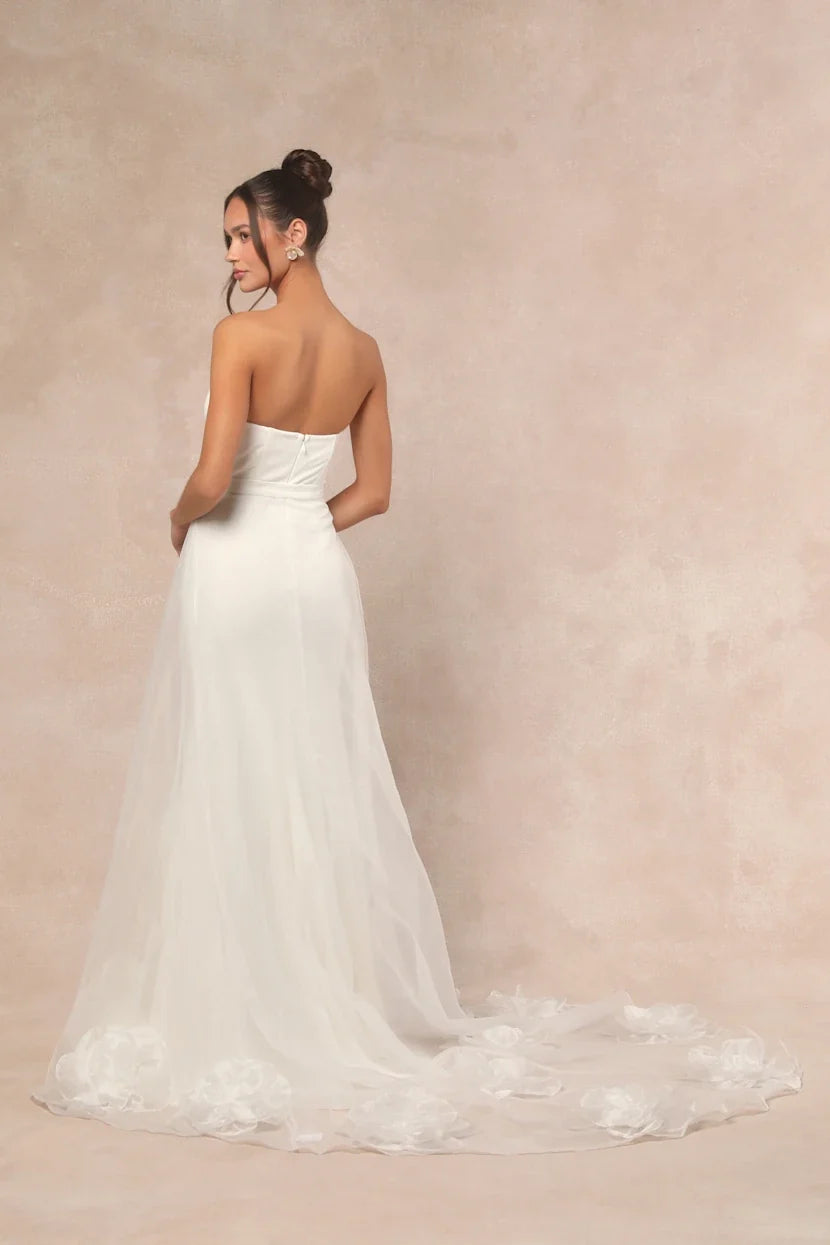 XAYWEAR Premium Romantic A-Line Bridal Dress with Floral Appliques - XAYWEAR