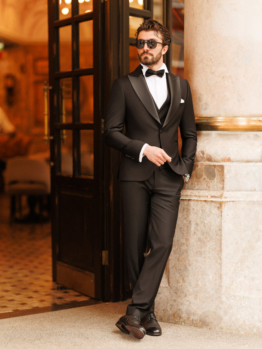 XAYWEAR Black Formal Slim-Fit Tuxedo 3-Piece Suit For Men