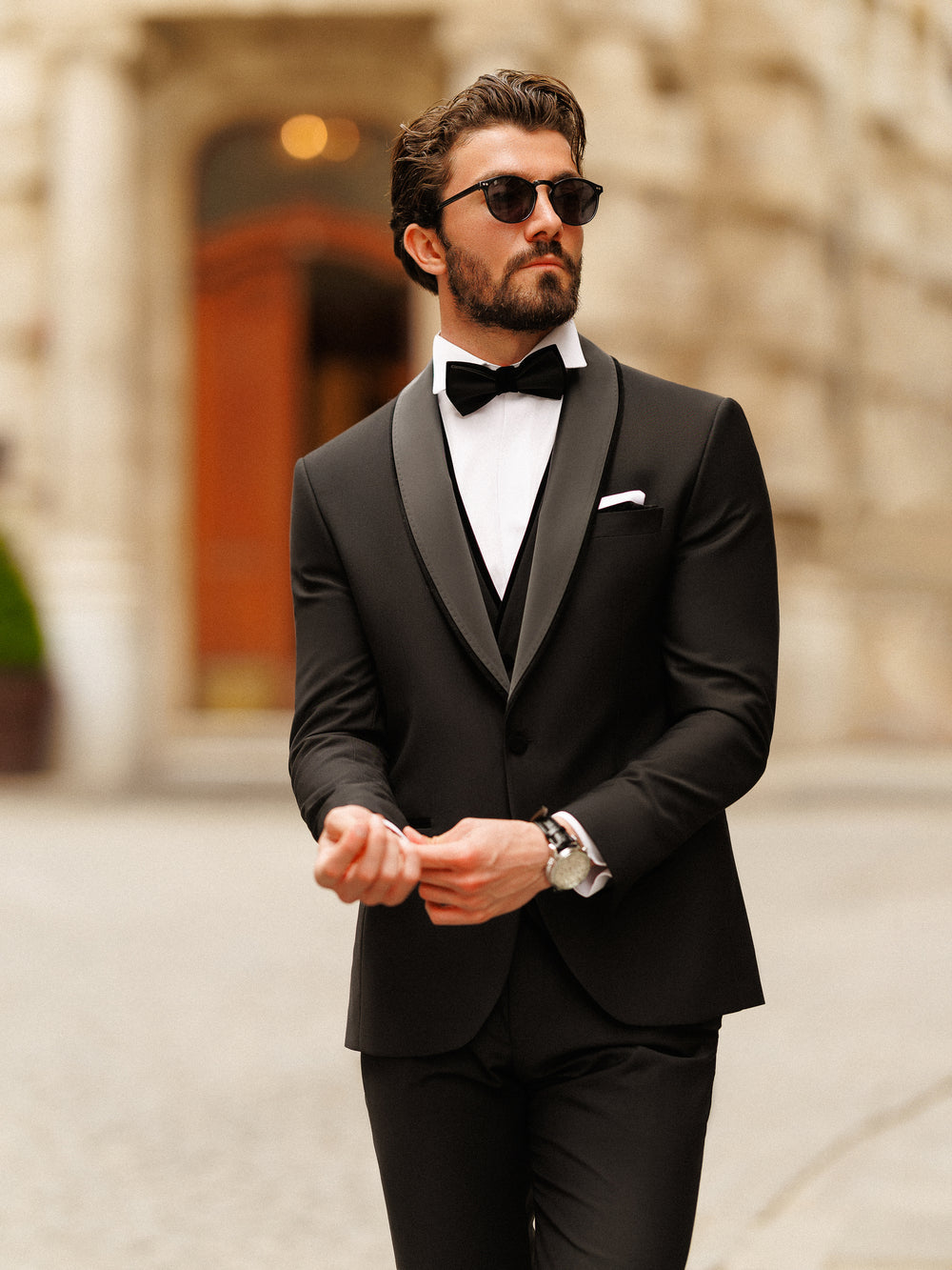 XAYWEAR Black Slim-Fit Tuxedo 3-Piece Suit For Men