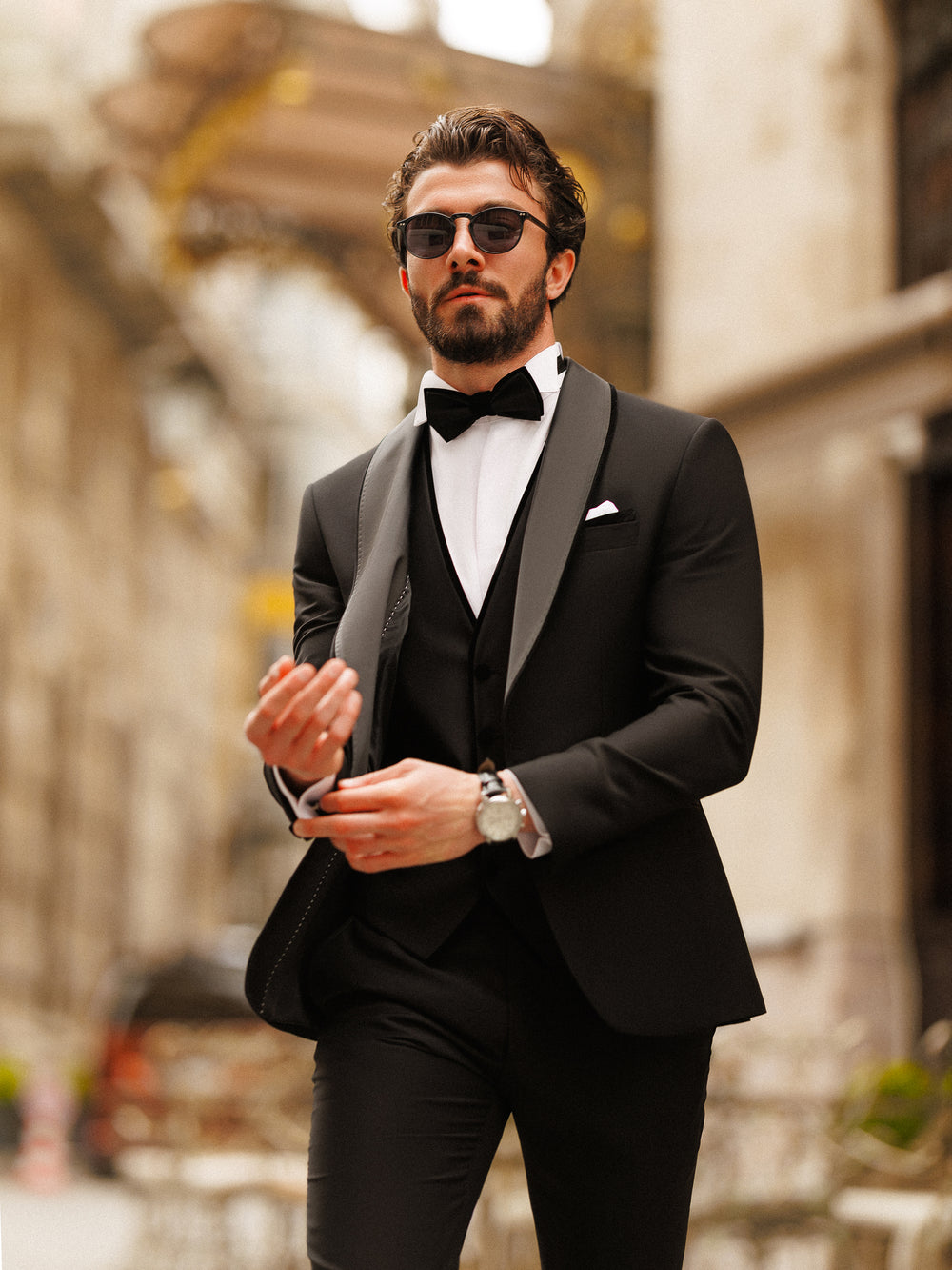 XAYWEAR Black Slim-Fit Tuxedo 3-Piece Suit For Men