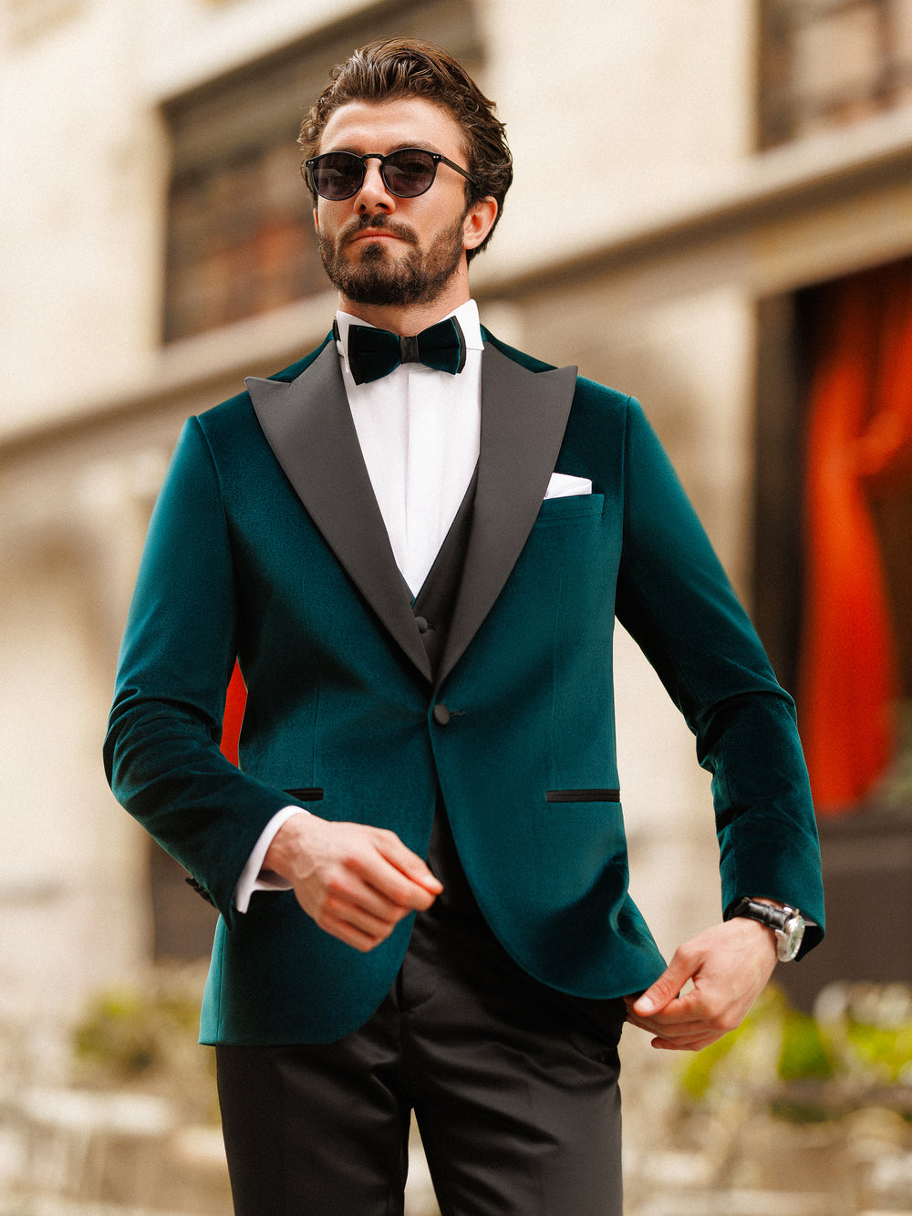 XAYWEAR Men's Emerald Velvet Slim-Fit Tuxedo 3-Piece