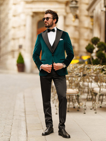 XAYWEAR Men's Emerald Velvet Slim-Fit Tuxedo 3-Piece