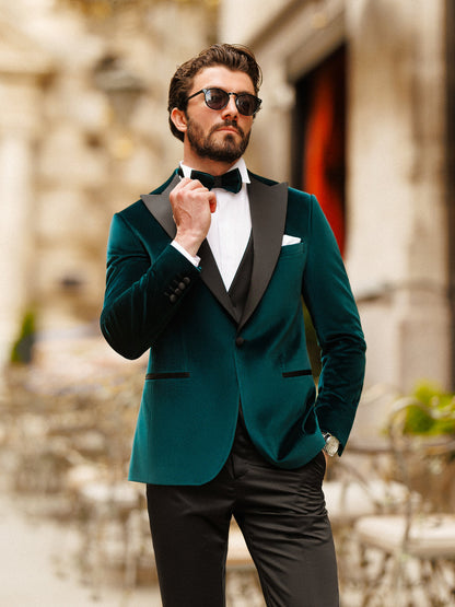 XAYWEAR Men's Emerald Velvet Slim-Fit Tuxedo 3-Piece