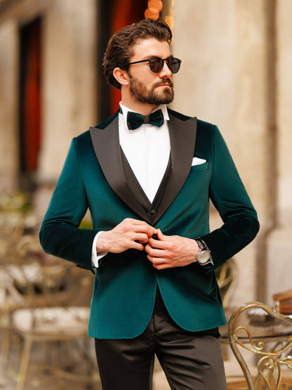 XAYWEAR Men's Emerald Velvet Slim-Fit Tuxedo 3-Piece